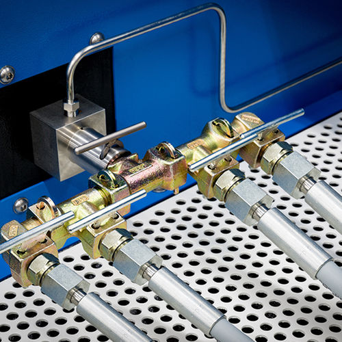 Distribuidor manifold de 4 vias - Uniflex-Hydraulik GmbH - em aço
