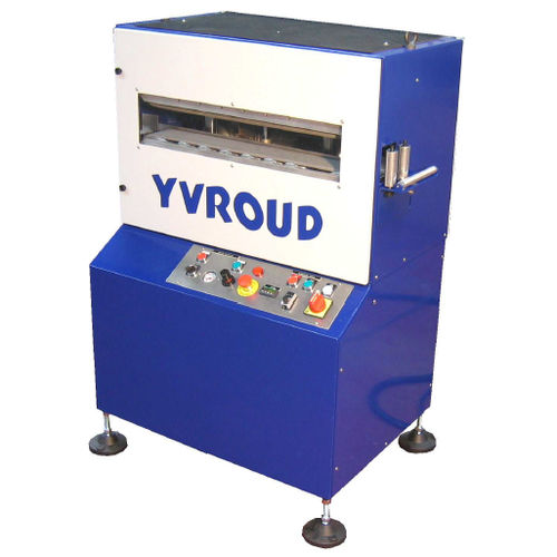 Puxador para linha de extrusão de perfis - AR series - YVROUD