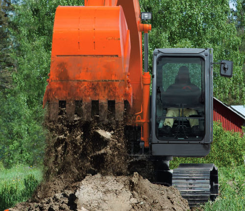 Escavadeira de médio porte - ZX130-5G - HITACHI Construction
