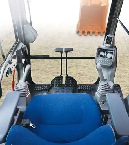 Escavadeira de médio porte - ZX135US-3 - HITACHI Construction