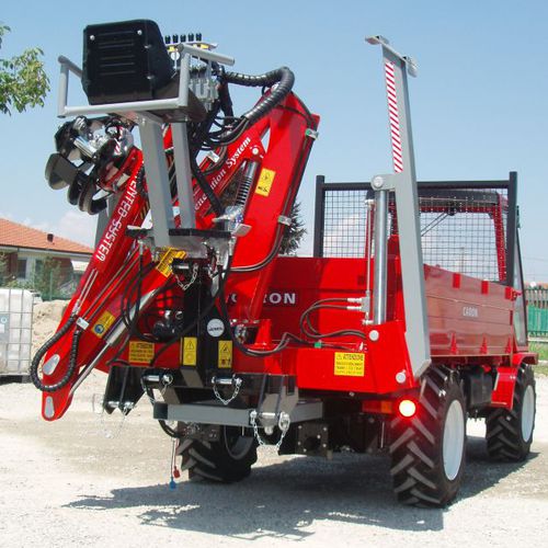 Carregadeira florestal - VERSUS series - TECNOMECCANICA - montada em trator / articulada / de movimentação