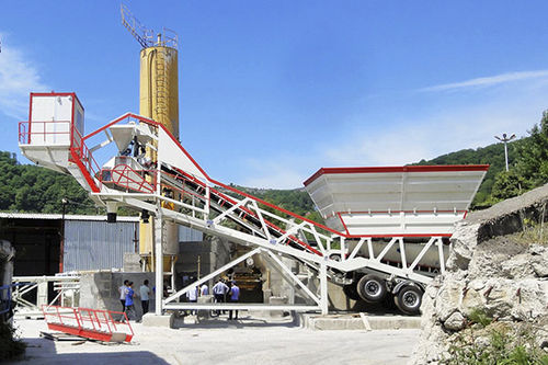Central de concreto móvel - YHZS60 - Henan YCZG Machinery Manufacture Co.Ltd - compacta / automática / horizontal