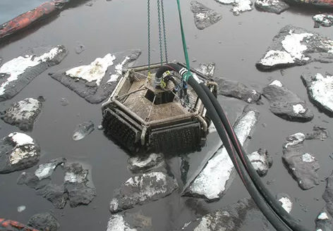 Skimmer de óleo - DESMI Pumping Technology A/S - de superfície / compacto