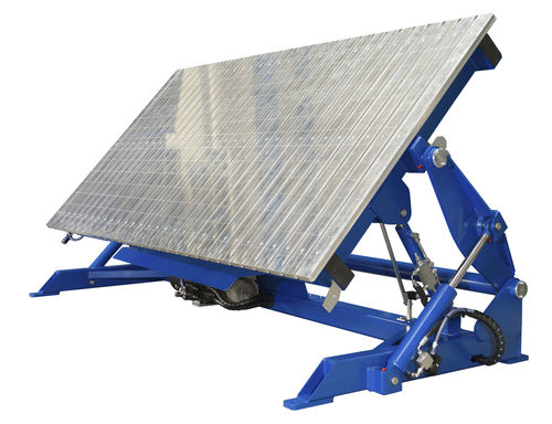 Mesa de solda elevatória - FÖRSTER welding systems GmbH - com ajuste de inclinação
