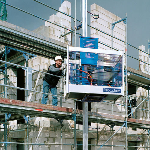 Monta-cargas de pinhão e cremalheira - Super-Lift Z series  - Böcker Maschinenwerke GmbH - para o setor da construção / para obras / com plataforma