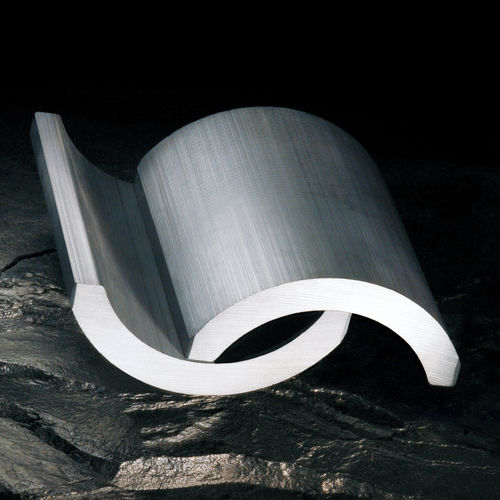 Ímã em ferrite de bário - C1 - United magnetics co., ltd - em ferrite de estrôncio / cerâmico / de retenção