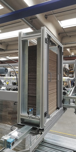 Máquina de arquear com prensa - PRESS MASTER Series - OFFICINA MECCANICA SESTESE S.p.A. - automática / para caixas de papelão / vertical
