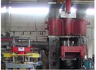 Prensa para moldagem - LDP120MN/3/PR/D - Tech Euroengineering - hidráulica / automática / a quente