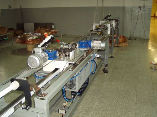 Prensa para terminais para tubulações - TES STM GROUP - semiautomática