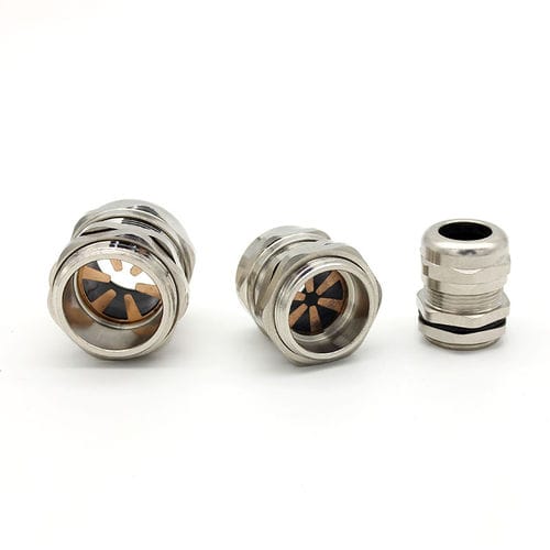 Prensa-cabo de blindagem CEM - JX-D.G series - YUEQING JIXIANG CONNECTOR CO., LTD - em latão niquelado / IP68 / com rosca