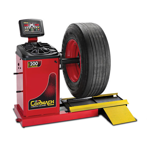 Balanceadora de rodas para caminhão - MEC 200 - Cormach S.r.l. Correggio Machinery - para ônibus / para carros / automática