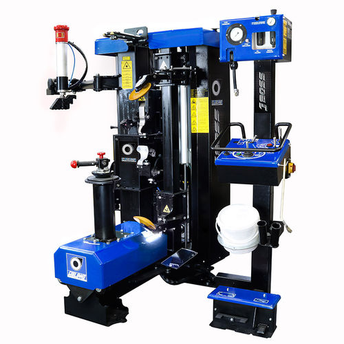 Desmontadora de pneus para carros - JBoss - GIULIANO INDUSTRIAL S.p.A. - sem alavanca / superautomática / vertical