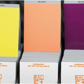 Catálogo de cores RAL - E1 single cards - RAL colours