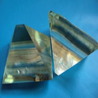 Cristal de potássio fosfato de titanilo (KTiOPO4, KTP) - UNI Optics Co., Ltd - de beta borato de bário (BaB2O4, BBO) / de ortovanadato de ítrio dopado Nd (Nd:YVO4) / de niobato de lítio (LiNbO3)