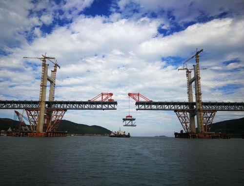 Guindaste sobre barcaça - QMD1100t - HL-KATTOR Industry Co., Ltd. - com lança elevatória / para obras / de elevação
