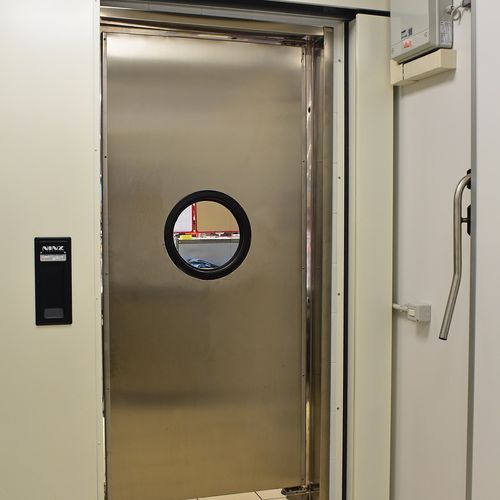 Porta de abrir - FLAP INOX - Apostoli Daniele srl - em aço inoxidável / para ambiente interno / para supermercado
