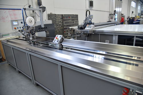 Máquina estacionária de solda por ultrassom - SM-216-US - SolarEdge Automation Machines S.p.A. - a ar quente / automática / em linha