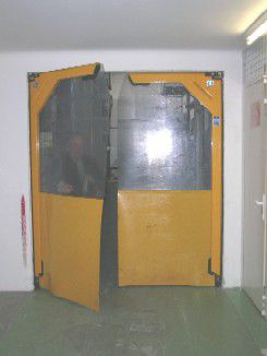 Porta industrial - VINCA EQUIPOS INDUSTRIALES - de abrir / em aço