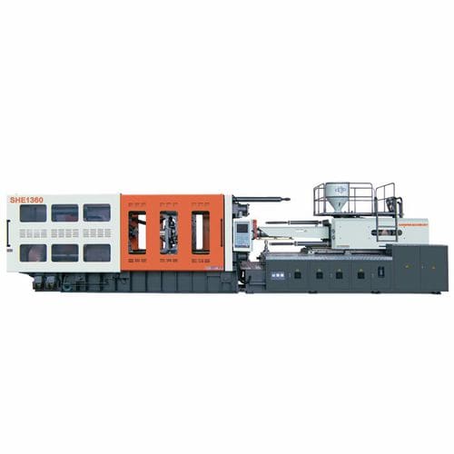 Máquina injetora horizontal - SHE1360 - NINGBO SANSHUN MACHINERY & TECHNOLOGY CO.,LTD - servoelétrica / com fechamento por alavanca articulada / de alta capacidade