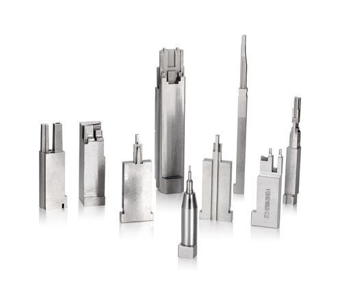 Inserto em tungstênio - HLC METAL PARTS LTD - com rosca / em aço / sob medida