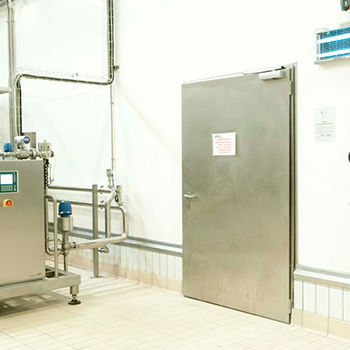 Porta com dobradiças - FLY INOX - Moreschi Chiusure Industriali S.r.l. - em aço inoxidável / para ambiente interno / industrial