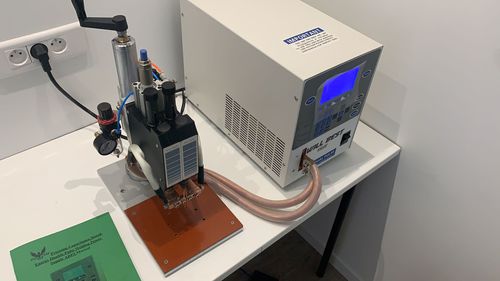 Máquina estacionária de solda por descarga capacitiva - Will-Best Welding Equipment Co., Ltd. - por pontos / automática / de bancada