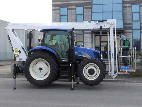 Plataforma telescópica montada em trator - STJ 20 - Safi Group srl - para agricultura