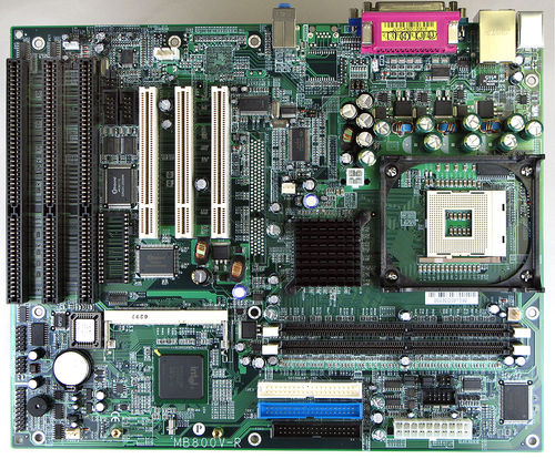 Placa-mãe ATX - MB-800V - Adek Technical Sales - Intel® Celeron® / Intel® Pentium® 4 / Intel®
