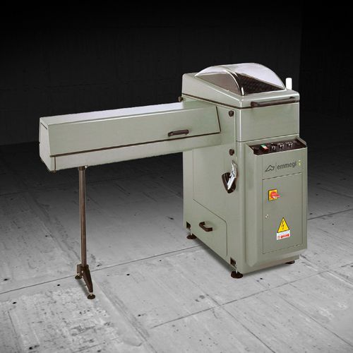 Entestadeira de ângulo variável - LILLIPUT series - Emmegi Group - automática / pneumática / para perfis em PVC