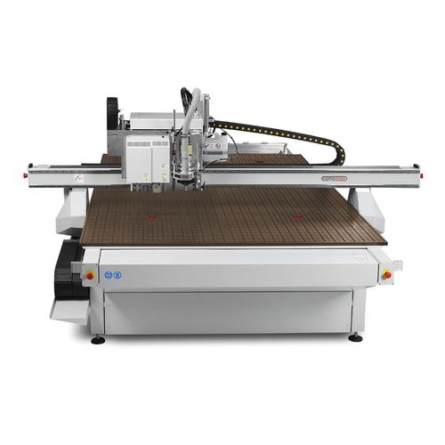 Router CNC - NOTUS  - COMAC s.r.o. - de 3 eixos / multifuso / para madeira