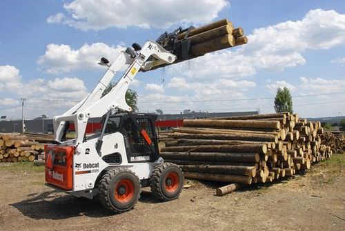 Minicarregadeira - S850 - BOBCAT