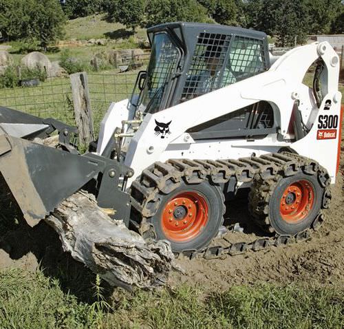 Esteira em aço - BOBCAT