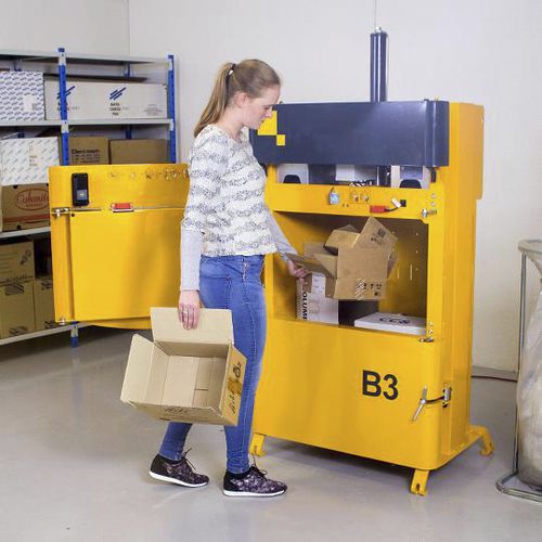 Prensa enfardadeira para papelão - B3 - Bramidan Balers - para plástico / vertical / com abertura frontal