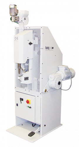 Máquina rebitadeira automática - 105-15 - Constantin Hang Maschinen-Produktion GmbH