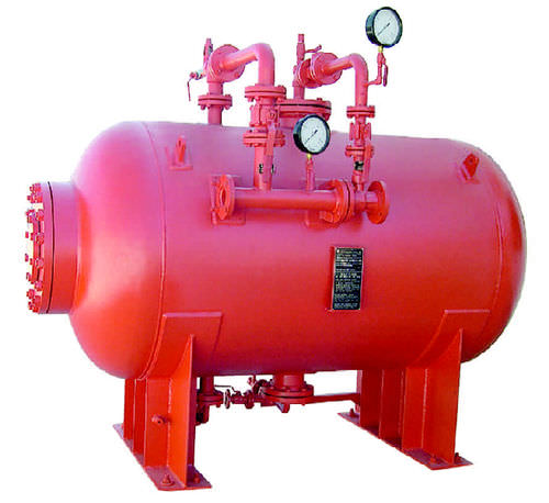 Tanque para espuma - Fireguard safety equip - em aço-carbono / com bexiga / de combate a incêndio