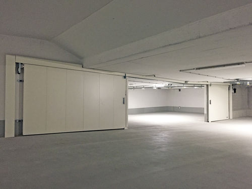 Portão insonorizado - ACOUSTICLINE 45 DB - Jansen Tore GmbH & Co.KG - de correr / com comando eletrônico / em aço