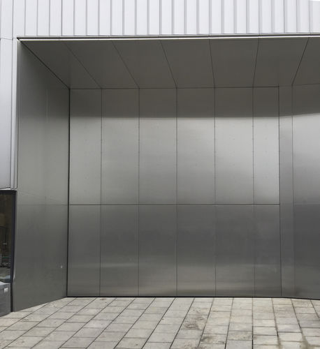 Portão seccionado - Jansen Tore GmbH & Co.KG - vertical / industrial / em aço