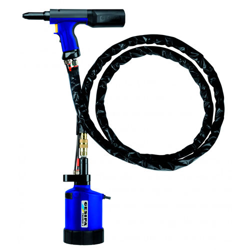 Rebitadeira óleo-pneumática - TAUREX series - SFS Group Germany GmbH - para rebites de repuxo / para cavilhas de rosca / com botão de retorno automático