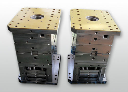 Molde para injeção de plástico com múltiplas cavidades - AM005 - Suzhou A Mould Co.,Ltd. - para embalagens / para a indústria de embalagem / para aplicações industriais