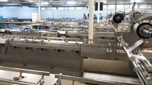 Máquina embaladora automática - POLO-LTS, s. r. o. - com filme plástico / horizontal / para produtos alimentares