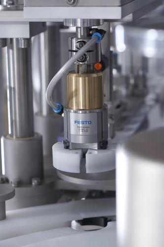 Seladora automática - GSM500  - Gustav Obermeyer GmbH u Co KG - compatível com tampadora / para tampas / para mesa rotativa