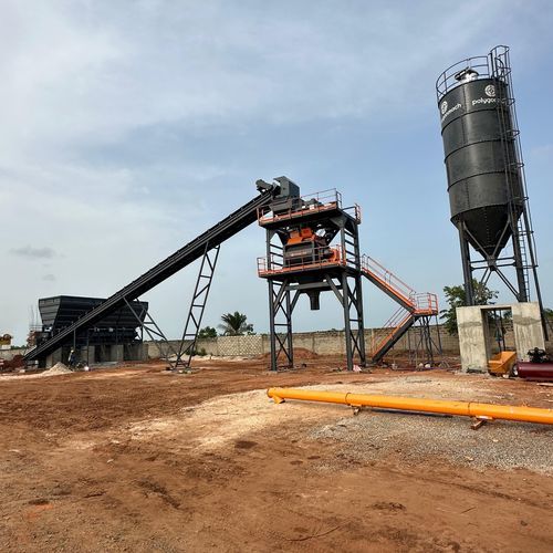 Central de concreto estacionária - PSC240 - Polygonmach - automática