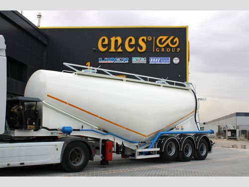 Carreta tanque - 35 M³ - lider trailer - de cimento / com 3 eixos / com sistema de freio inercial