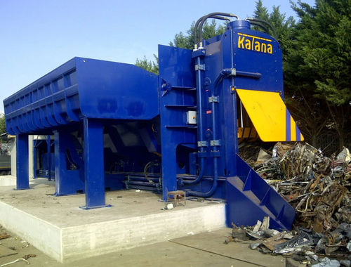 Prensa enfardadeira para sucata - Katana 378 - ECOTECNICA EUROPE S.r.l. - vertical