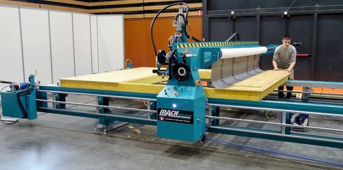 Máquina de montagem manual - M4 - MACH DIFFUSION - para aplicações industriais / regulável / pneumática