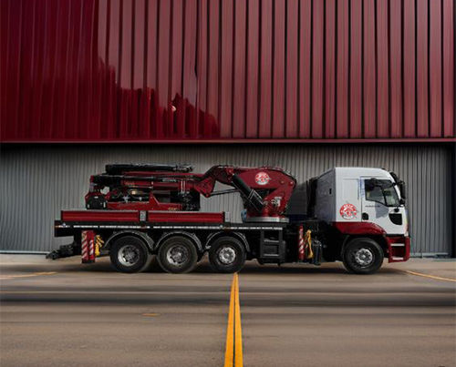 Guindaste montado em caminhão - YGT1003 - Kranz Crane - com lança / dobrável / hidráulico