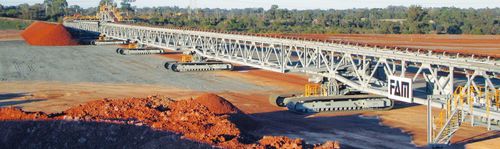 Ponte transportadora - BEUMER Group GmbH & Co.KG