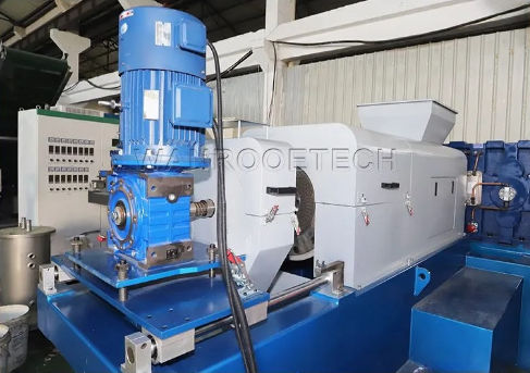 Moinho granulador em cabeça por anel de água - WANROOE-TECH - para plásticos / para a indústria do plástico / compacto