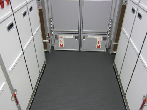 Revestimento de piso vinílico - BATIFLEX AVR 160 - Gerflor - em compósito reforçado com fibra de vidro / antiderrapante / adesivo