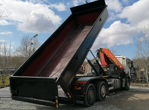 Dumper montado em trator - CLM series - Ecopress group - hidráulico / de descarga traseira / com caçamba giratória